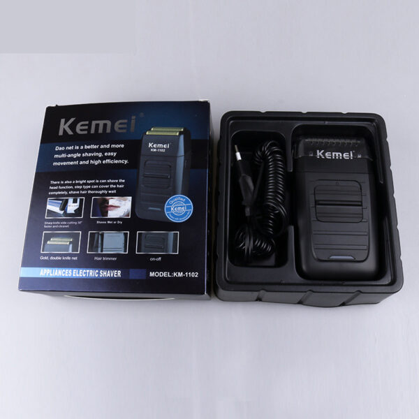 The New Electric Razor Reciprocating Strong Power Rechargeable Men'S Razor Km-1102 - Image 5