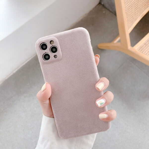 Fluffy wave dot phone case - Image 10