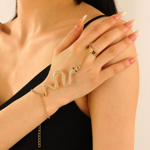 Personality Snake Bracelet Irregular Alloy Serpentine Finger Chain - Image 2