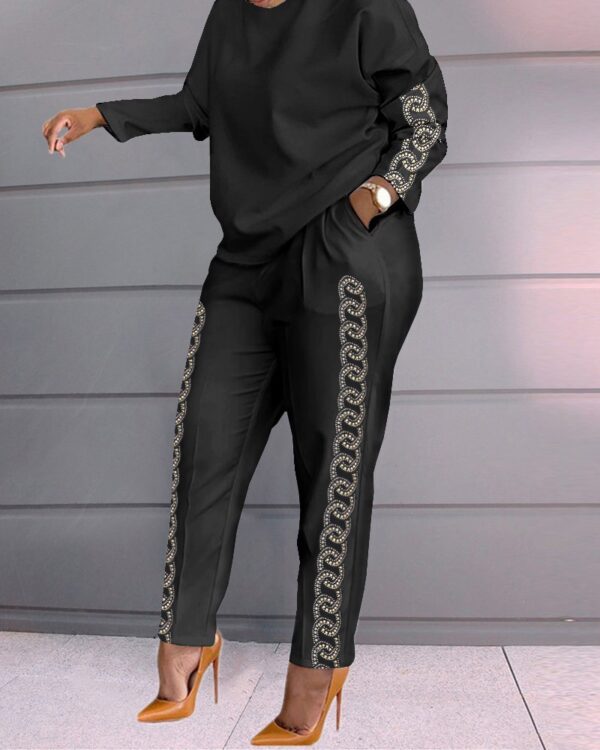 Fashion Women's Printed Top And Pants Suit - Image 5