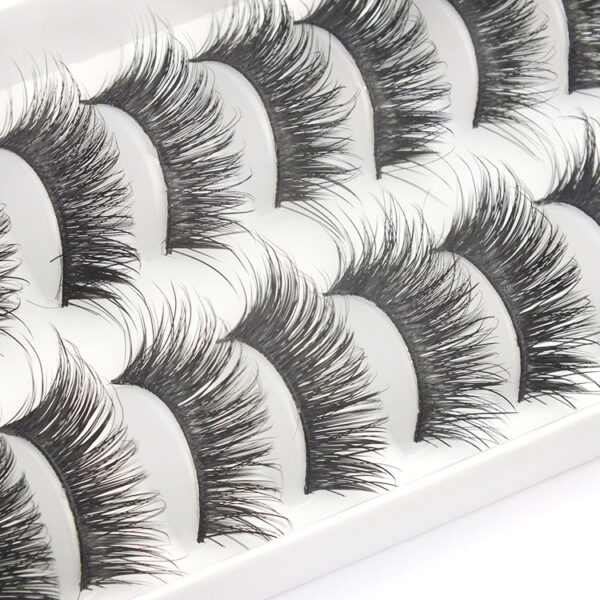 Artificial Eyelashes - Image 2