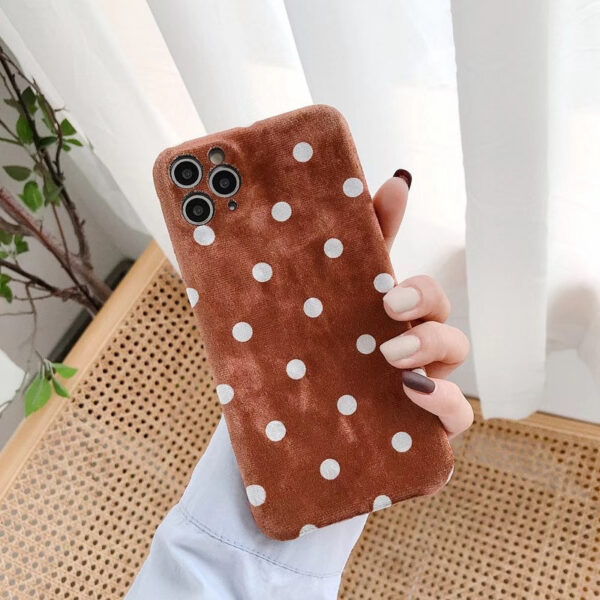 Fluffy wave dot phone case - Image 3