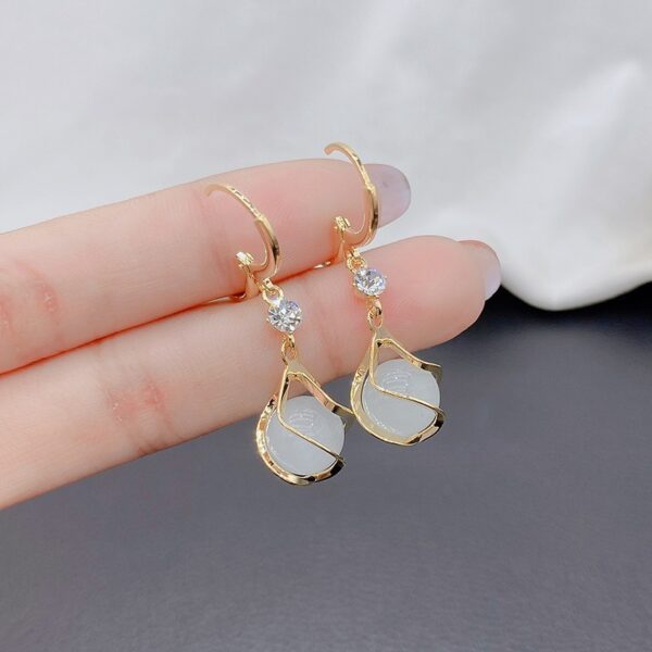 Cat's Eye Earrings Women's Fashion - Image 2